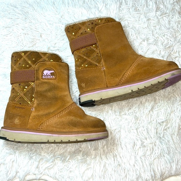 Sorel Rylee Boots Elk Brown Suede Gold Foil Stars Waterproof Girl's Youth sz 1 - Picture 1 of 7